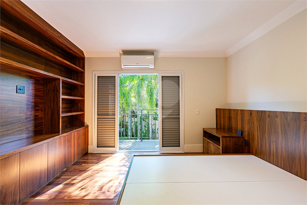 Casa à venda com 4 suítes em Alto de Pinheiros, São Paulo, SP
