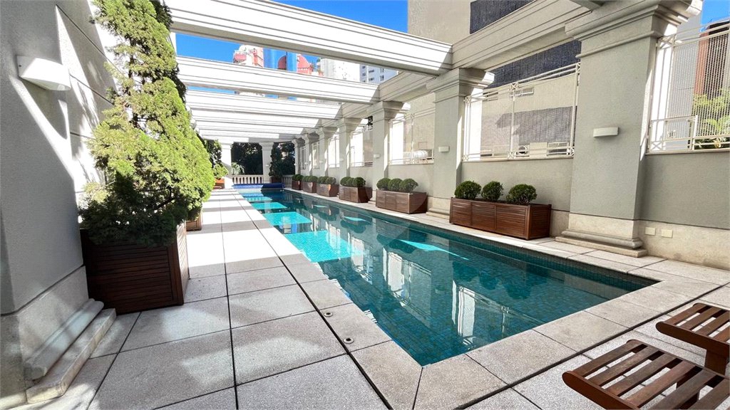 Apartamento à venda com 4 suítes em Paraíso, São Paulo, SP