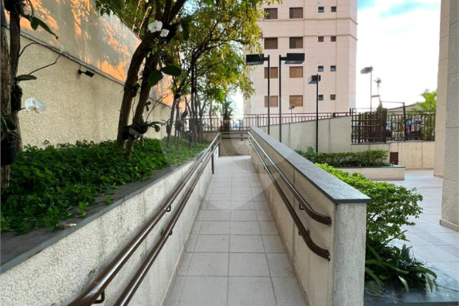 Apartamento à venda com 3 quartos, sendo 1 suíte, em Santa Teresinha, São Paulo, SP
