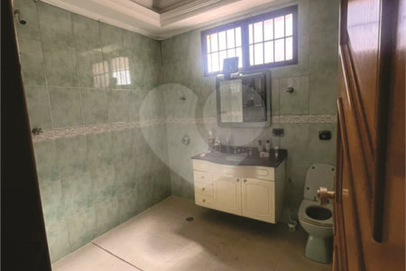 Sobrado à venda com 4 quartos, sendo 2 suítes, em Jardim do Colégio (zona Norte), São Paulo, SP