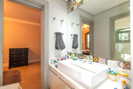Casa à venda ou para alugar com 3 quartos, sendo 1 suíte, em Butantã, São Paulo, SP