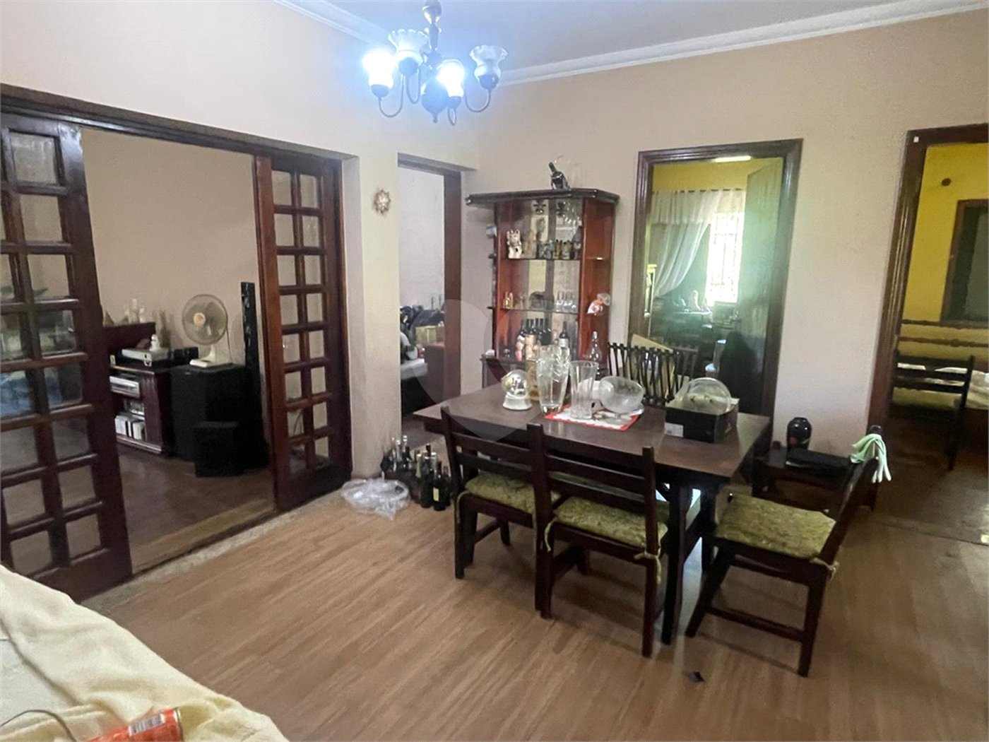 Chácara à venda com 5 quartos, sendo 2 suítes,  em Vila São Paulo, Mogi das Cruzes, SP
