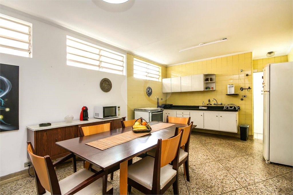 Casa à venda com 3 quartos, sendo 1 suíte, em Alto da Lapa, São Paulo, SP