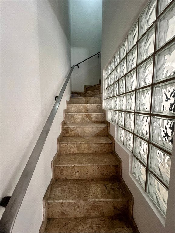 Casa à venda com 3 quartos, sendo 1 suíte, em Conjunto Residencial Vista Verde, São Paulo, SP