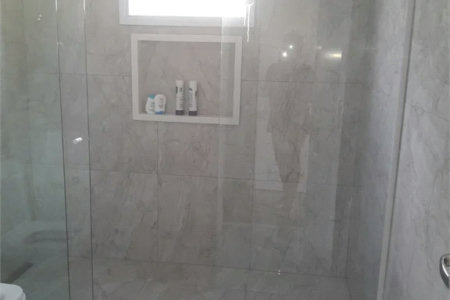 Casa à venda com 3 suítes em Moinho Velho, Cotia, SP