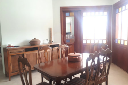 Casa à venda com 7 quartos, sendo 4 suítes,  no condomínio São Joaquim, Vinhedo - SP