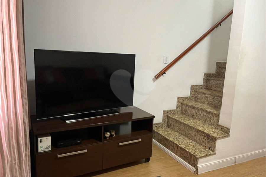 Casa à venda com 2 quartos, sendo 1 suíte, no condomínio Villa Faenza, São Paulo - SP
