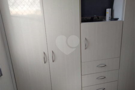 Apartamento à venda com 3 quartos, sendo 1 suíte, em Parque Santana, Mogi das Cruzes, SP