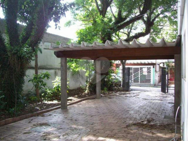 Sobrado à venda com 4 quartos em Parada Inglesa, São Paulo, SP