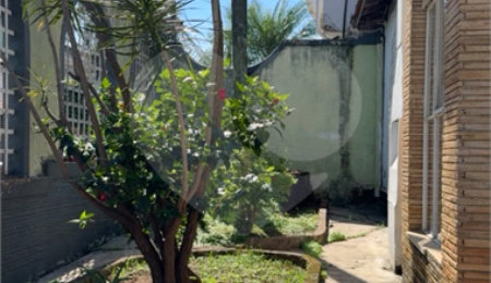 Casa Térrea à venda com 4 quartos, sendo 1 suíte,  em Água Fria, São Paulo, SP