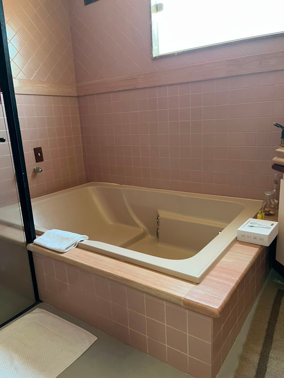 Casa à venda com 3 quartos, sendo 1 suíte,  em Santos Dumont, Três Lagoas, MS
