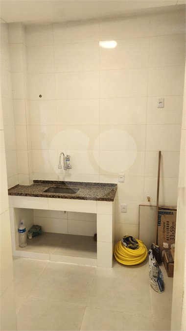 Apartamento à venda com 2 quartos em Praça da Bandeira, Rio de Janeiro, RJ
