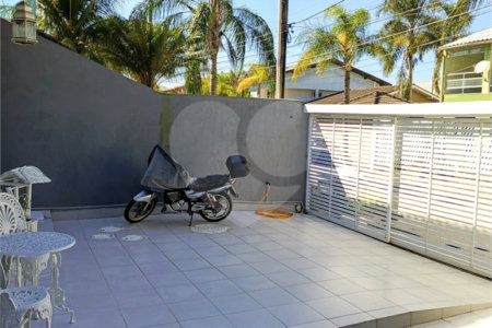Casa à venda com 3 quartos, sendo 1 suíte, no condomínio Vargem Grande Quality Ii, Rio de Janeiro - RJ