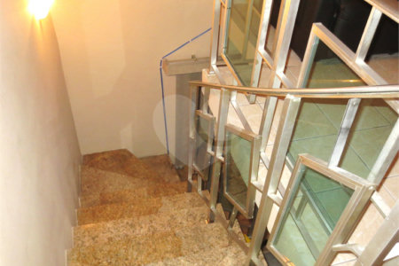 Sobrado à venda com 4 quartos, sendo 1 suíte, em Cambuci, São Paulo, SP
