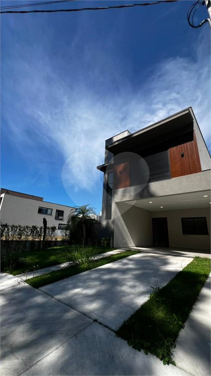 Casa à venda com 4 suítes no condomínio Bella Cittá Villagio I, Mogi das Cruzes - SP