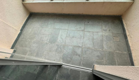 Apartamento com 2 dormitórios à venda, 70 m² por R$ 300.000,00 - Jardim Três Marias - Guarujá/SP