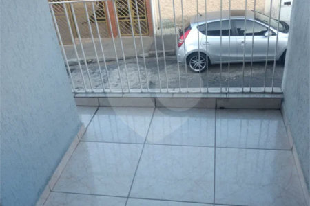 Casa à venda com 5 quartos, sendo 1 suíte, em Vila Medeiros, São Paulo, SP
