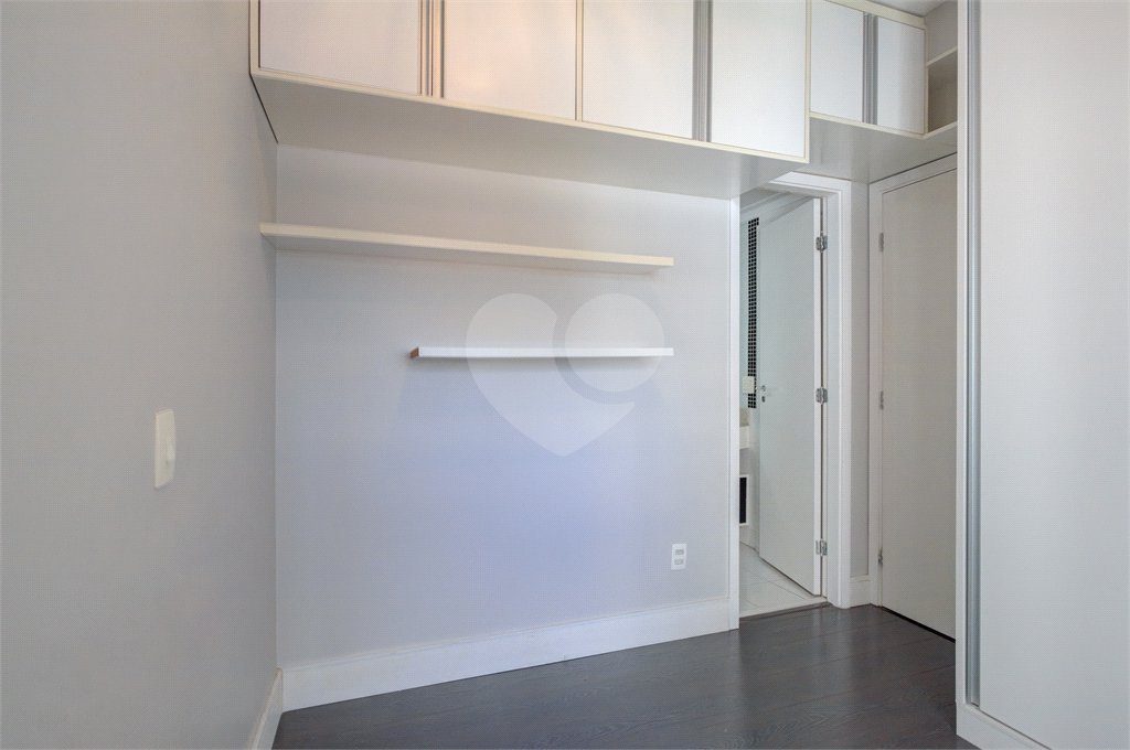 Apartamento à venda com 4 quartos, sendo 3 suítes, em Alto da Boa Vista, São Paulo, SP