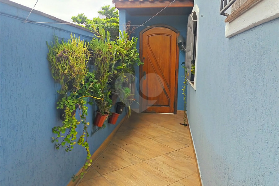 Sobrado à venda com 3 quartos, sendo 1 suíte, em Tremembé, São Paulo, SP