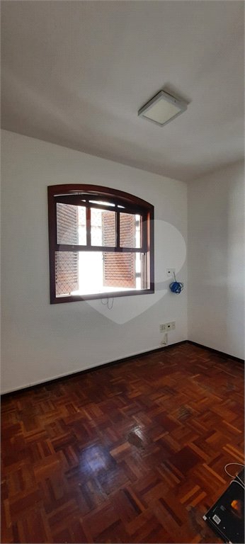 Sobrado à venda com 3 quartos, sendo 1 suíte, em Vila Firmiano Pinto, São Paulo, SP