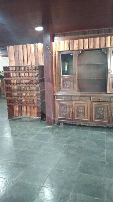 Sítio à venda com 8 quartos, sendo 2 suítes, em Biritiba Ussu, Mogi das Cruzes, SP