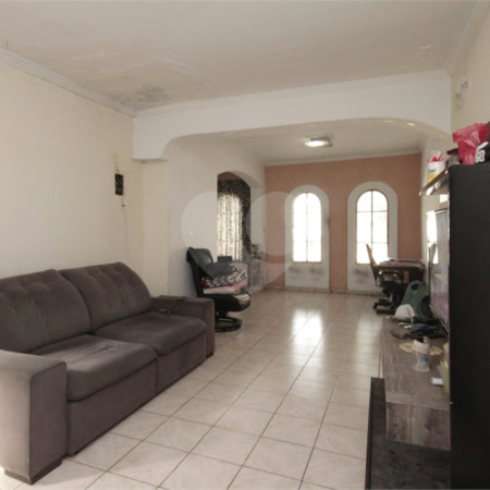 Sobrado à venda com 3 quartos em Vila Dom Pedro I, São Paulo, SP