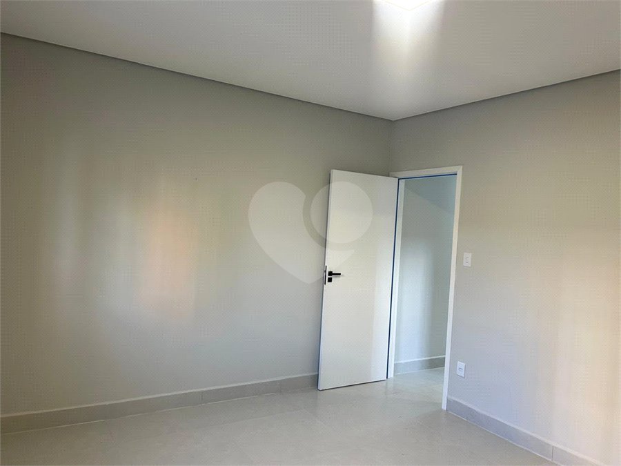 Casa à venda com 3 quartos em Vila Lucy, Sorocaba, SP