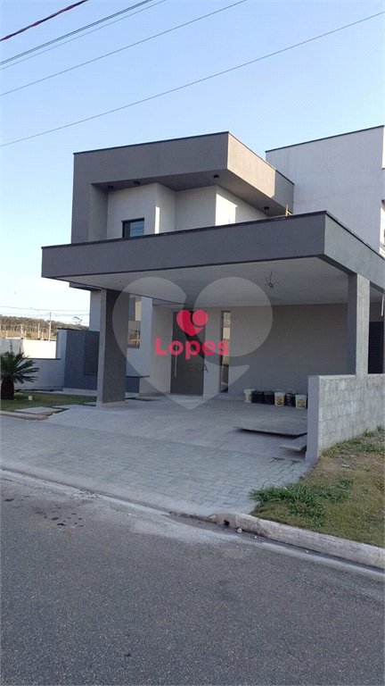 Casa à venda com 3 suítes no condomínio Reserva Aruanã, São José dos Campos - SP