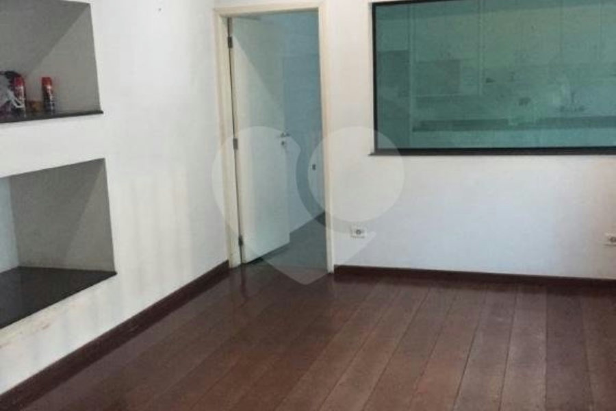 Sobrado à venda com 4 quartos, sendo 2 suítes, em Água Fria, São Paulo, SP