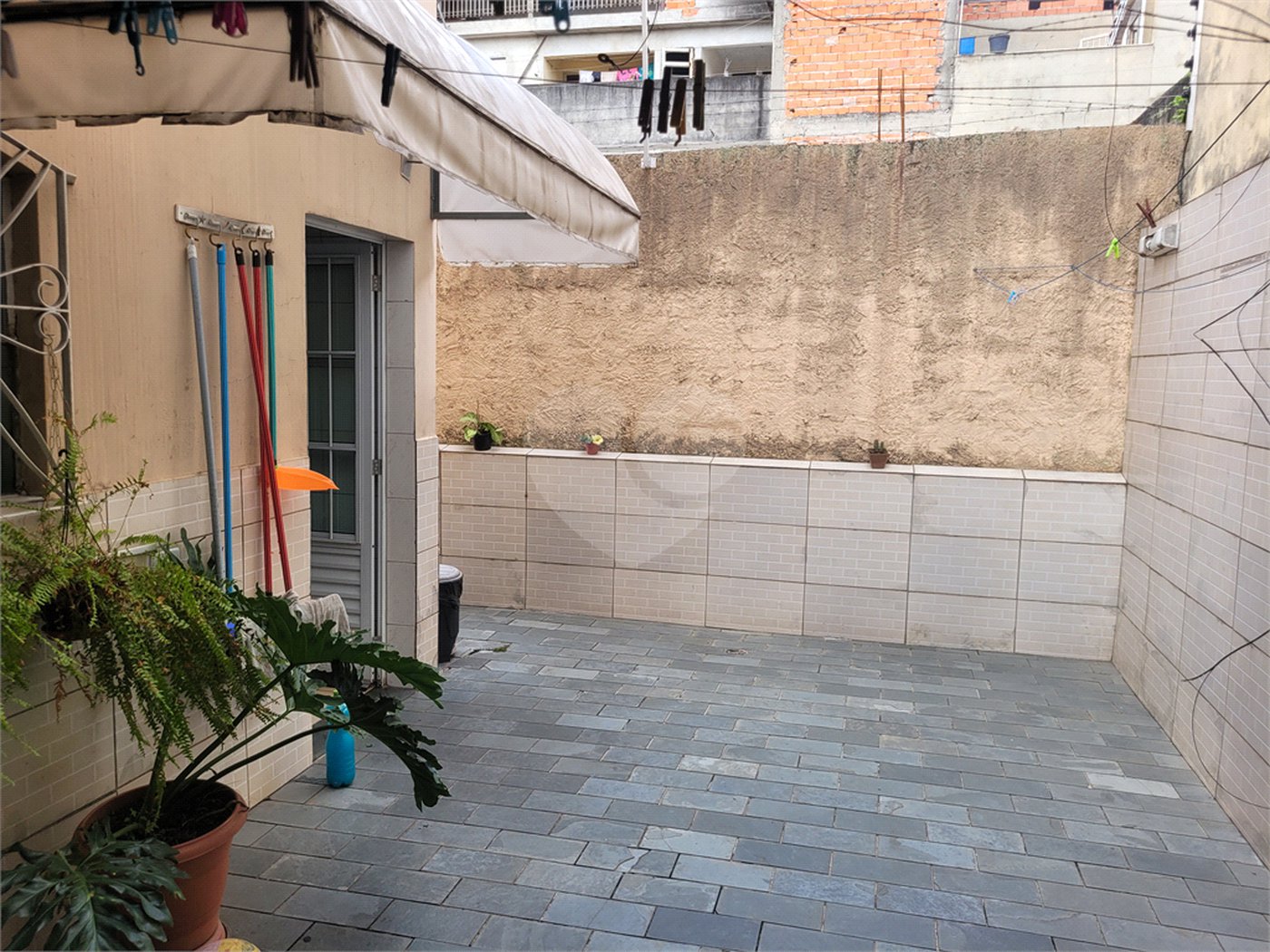 Sobrado à venda com 3 quartos, sendo 1 suíte,  em Tremembé, São Paulo, SP