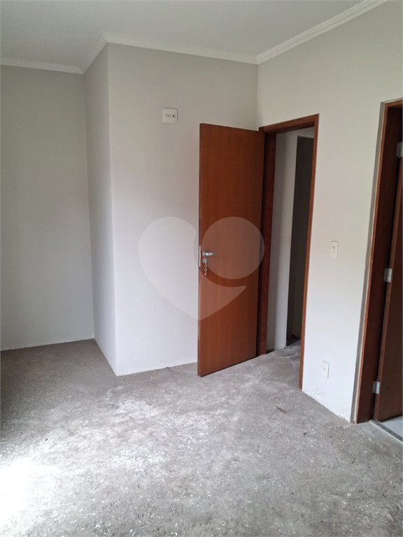 Casa à venda com 2 suítes no condomínio Residencial Vila de Motalegre, São Paulo - SP
