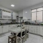 Apartamento à venda com 5 quartos, sendo 1 suíte,  em Copacabana, Rio de Janeiro, RJ