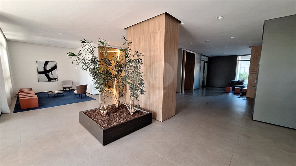 Apartamento à venda com 3 suítes em Vila Romana, São Paulo, SP