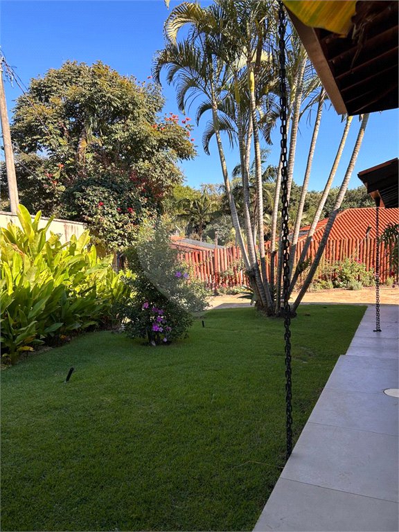 Casa à venda ou para alugar com 3 quartos, sendo 1 suíte, no condomínio Recanto Florido, Vinhedo - SP