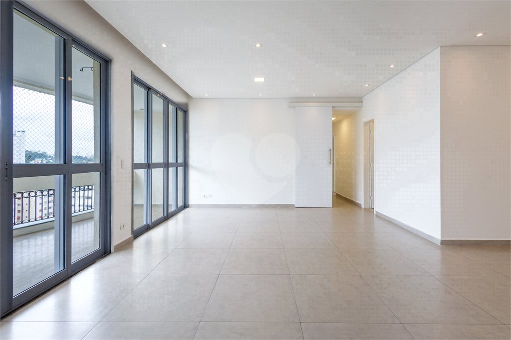 Apartamento à venda com 4 quartos, sendo 2 suítes,  em Indianópolis, São Paulo, SP