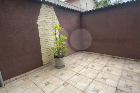 Casa Térrea à venda com 4 quartos, sendo 1 suíte,  em Vila Oliveira, Mogi das Cruzes, SP