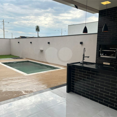 Casa à venda com 3 quartos, sendo 1 suíte, no condomínio Residencial Evidências, Indaiatuba - SP