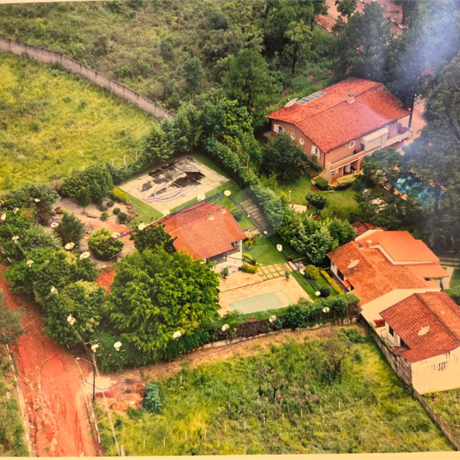 Casa à venda com 2 quartos, sendo 1 suíte, em Campos de Atibaia, Atibaia, SP