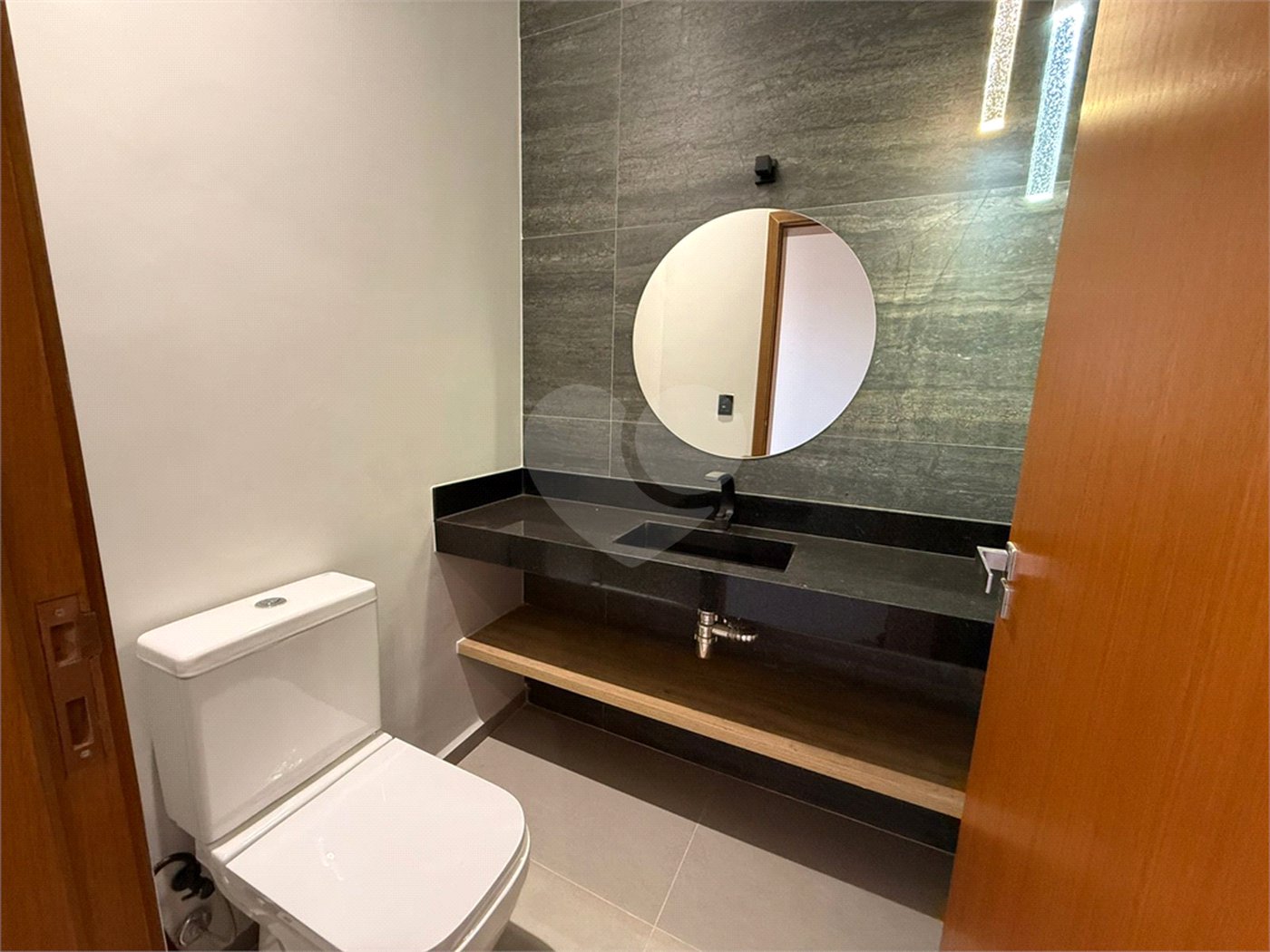Casa à venda com 3 quartos, sendo 2 suítes, no condomínio San Marco II, Ribeirão Preto - SP