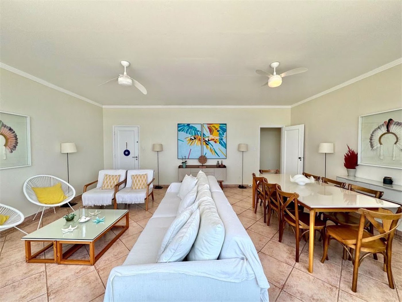 Apartamento Residencial à venda, Pitangueiras, Guarujá - AP0768.