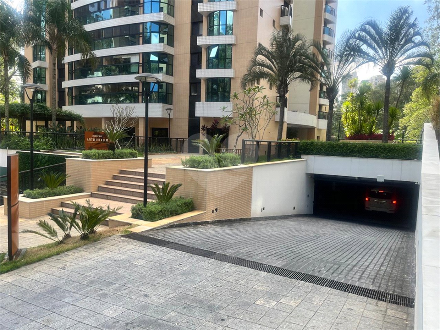 Cobertura à venda ou para alugar com 4 suítes em Jardim Morumbi, São Paulo, SP