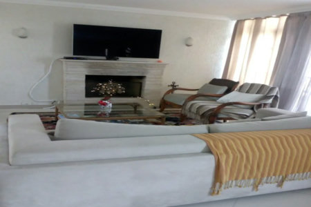 Casa à venda com 3 quartos, sendo 1 suíte, em Butantã, São Paulo, SP