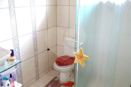 Sobrado à venda com 3 quartos, sendo 2 suítes, em Vila Rea, Poá, SP