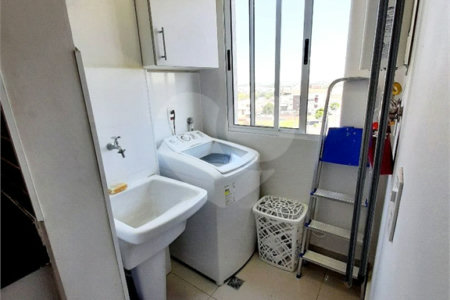 Apartamento à venda com 2 quartos, sendo 1 suíte,  em Jardim Nair Maria, Salto, SP