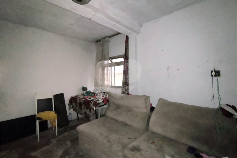 Casa à venda com 2 quartos em Parada Inglesa, São Paulo, SP