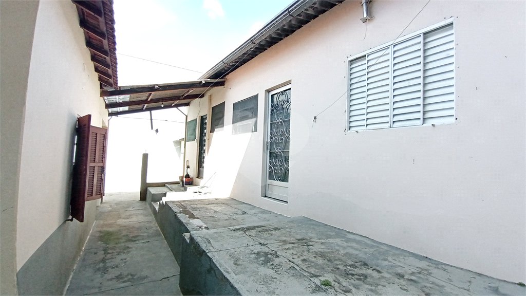 Casa à venda com 3 quartos em Vila Santana, Valinhos, SP