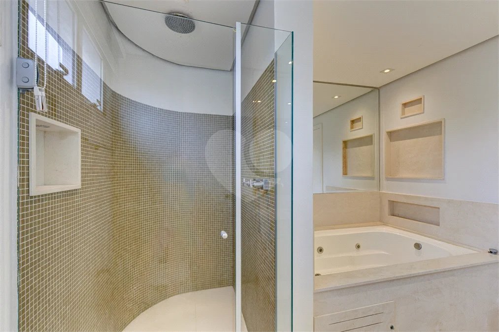 Apartamento no Alto da Boa Vista Condomíno com vasta área verde, lazer e segurança..