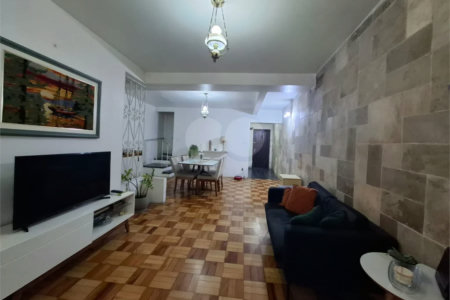 Sobrado à venda com 4 quartos, sendo 1 suíte, em Tucuruvi, São Paulo, SP