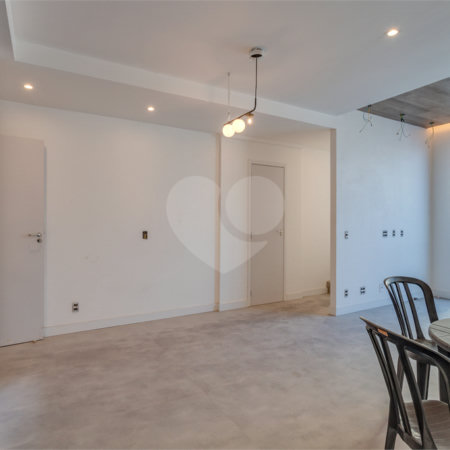 Casa à venda com 2 suítes no condomínio Vila Marathona, São Paulo - SP