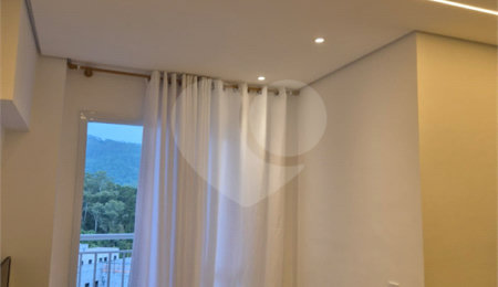 Apartamento à venda com 2 quartos em Botujuru, Mogi das Cruzes, SP